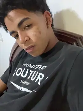 JoanG10 online show from 09/13/25, 01:49