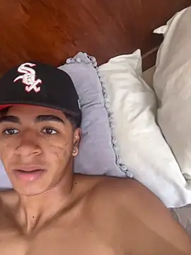 JoanG10 online show from 09/17/25, 05:26