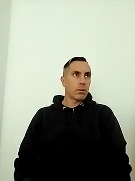 Snapshot of HELL_FIRE chatting on 05/12/26, 12:33 HELL FIRE online show from 05/12/26, 12:33