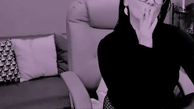 ChantalLion online show from 10/30/25, 12:42