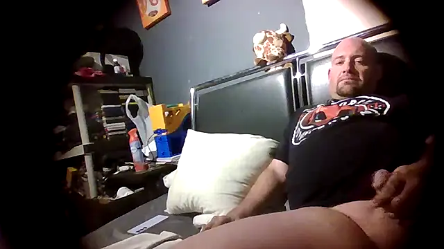 Snapshot of spuncock4u chatting on 02/28/26, 11:43 spuncock4u online show from 02/28/26, 11:43