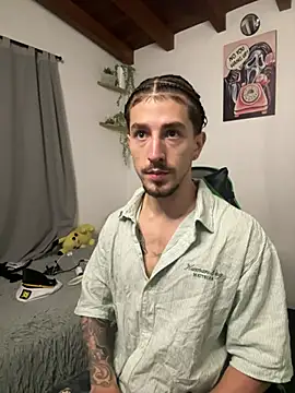 Valentino Xander online show from 02/25/26, 05:07