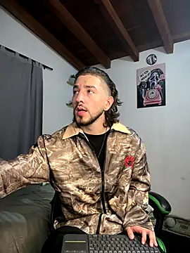 Valentino Xander online show from 12/21/25, 01:19