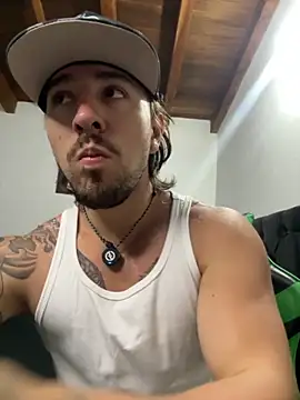 Valentino Xander online show from 11/22/25, 11:58