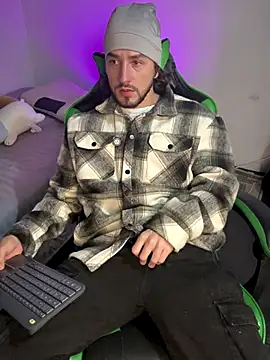 Valentino Xander online show from 12/22/25, 04:01