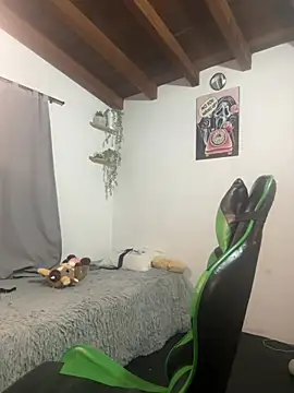 Valentino Xander online show from 02/08/26, 11:35