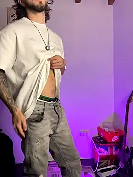 Valentino Xander online show from 01/07/26, 01:21