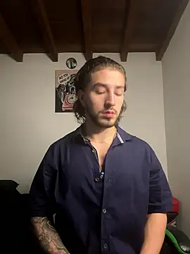 Valentino Xander online show from 01/17/26, 02:26