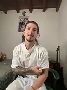 Valentino Xander online show from 02/13/26, 04:45