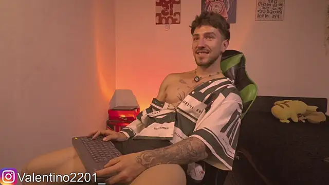 Valentino Xander online show from 05/16/26, 01:59