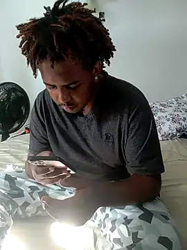 anubi0880 online show from 12/17/25, 07:19