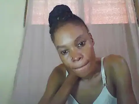 Sweetpetite254 online show from 03/18/25, 06:39