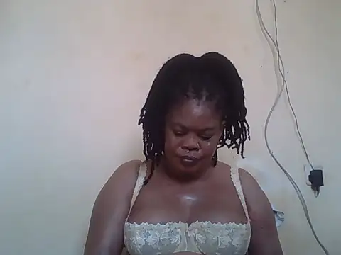 Snapshot of ANALQUEEN4 chatting on 05/19/26, 06:42 ANALQUEEN4 online show from 05/19/26, 06:42