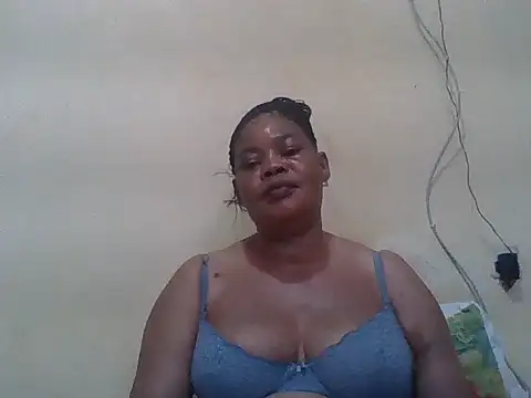 Snapshot of ANALQUEEN4 chatting on 07/10/26, 03:12 ANALQUEEN4 online show from 07/10/26, 03:12