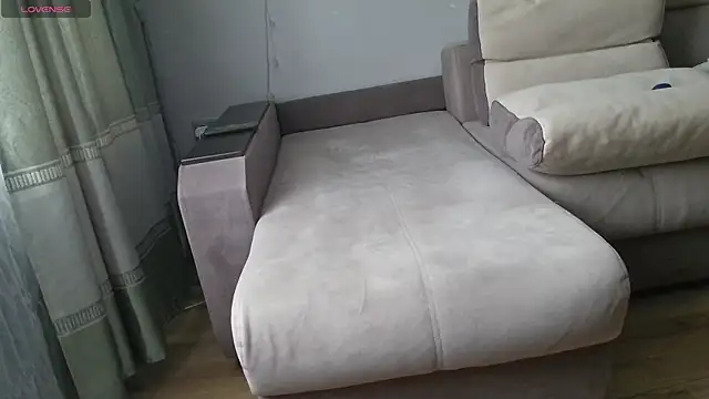 MilaaMilaa online show from 11/11/25, 03:34