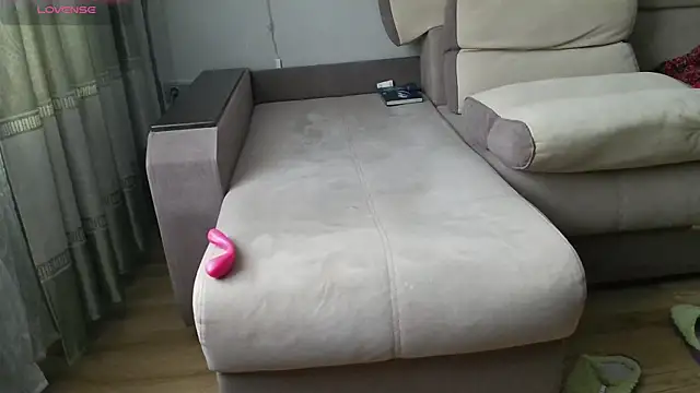 MilaaMilaa online show from 12/18/25, 04:06