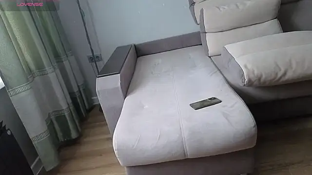 MilaaMilaa online show from 02/10/26, 03:27