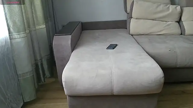 MilaaMilaa online show from 10/06/25, 04:02