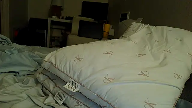 costanza7070 online show from 03/21/25, 05:32