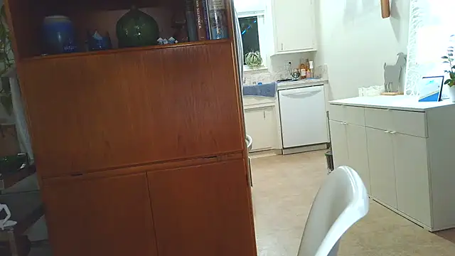 costanza7070 online show from 11/04/25, 04:16