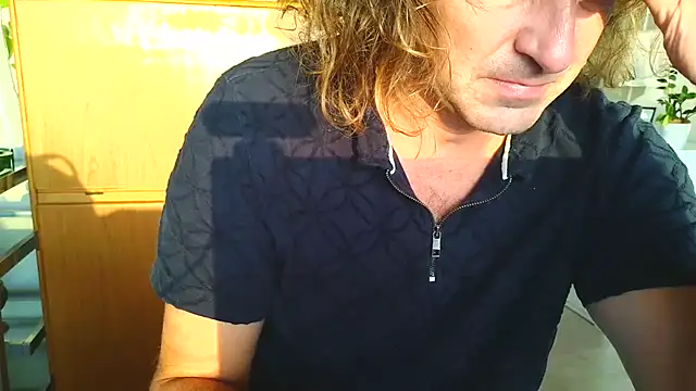 costanza7070 online show from 11/03/25, 12:38