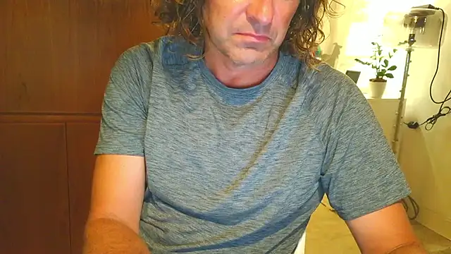 costanza7070 online show from 03/05/26, 03:47