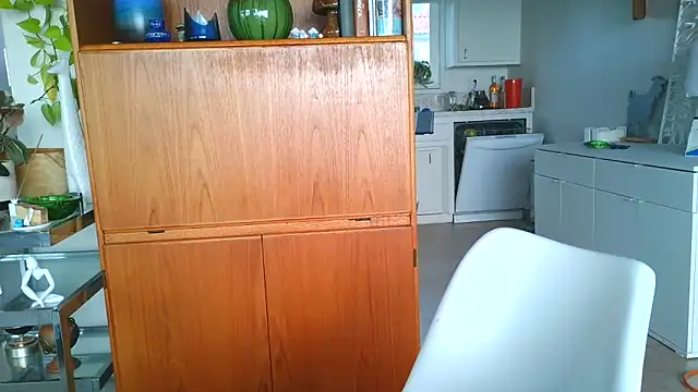 costanza7070 online show from 11/12/25, 12:04