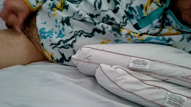 costanza7070 online show from 03/21/25, 06:18