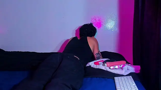 Piggy Eddy online show from 02/26/26, 02:22