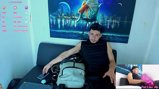 Piggy Eddy online show from 10/10/25, 09:15