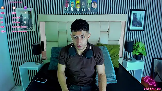 Piggy Eddy online show from 11/07/25, 02:32