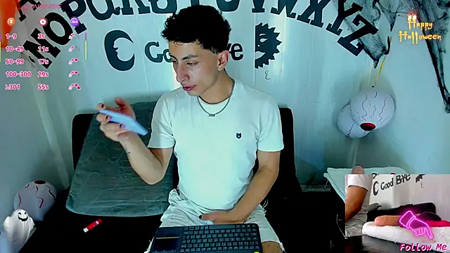 Piggy Eddy online show from 10/30/25, 07:55