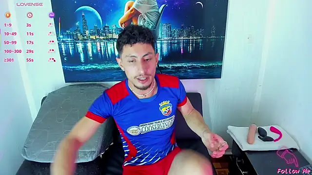 Piggy Eddy online show from 10/15/25, 07:33