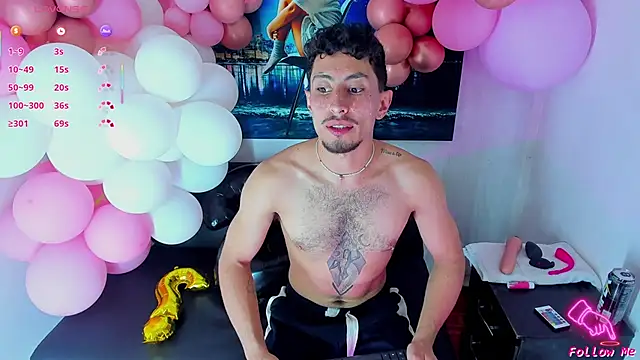 Piggy Eddy online show from 10/01/25, 05:23