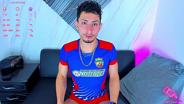 Piggy Eddy online show from 12/04/25, 08:30