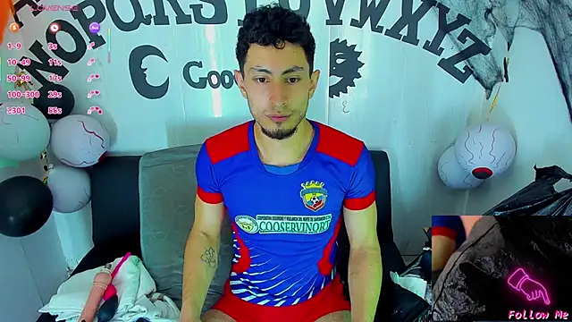 Piggy Eddy online show from 10/28/25, 09:14