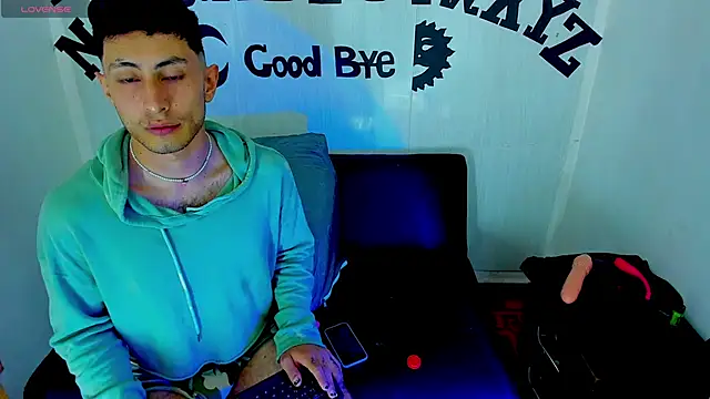 Piggy Eddy online show from 11/05/25, 05:10