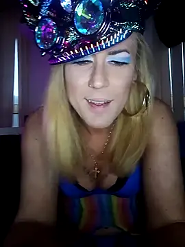Snapshot of Connie_Pepper chatting on 01/01/25, 08:24 Connie Pepper online show from 01/01/25, 08:24