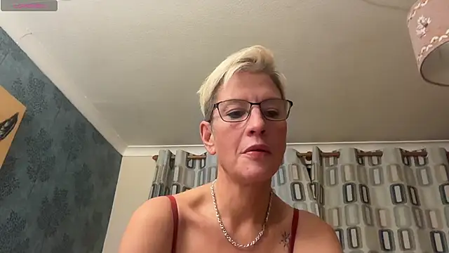 JennyHazel1 online show from 11/23/25, 06:40