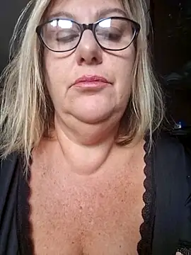 Mara-24 online show from 10/21/25, 08:36