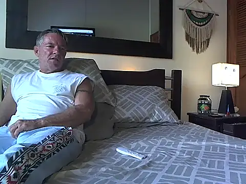 SaraandJuanDP online show from 11/05/25, 09:51