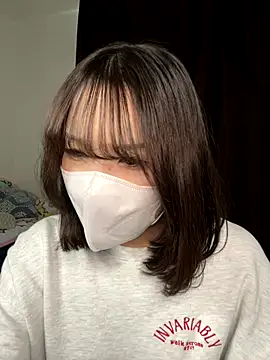 Snapshot of mari_tan_ch chatting on 10/19/25, 12:46 mari tan ch online show from 10/19/25, 12:46