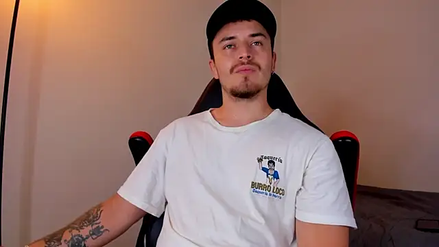 james connor2 online show from 03/07/25, 06:43