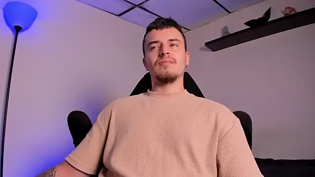 james connor2 online show from 03/27/26, 06:53