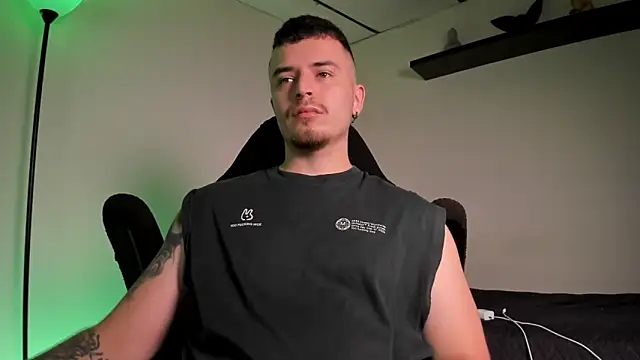 Snapshot of james_connor2 chatting on 02/05/26, 07:10 james connor2 online show from 02/05/26, 07:10