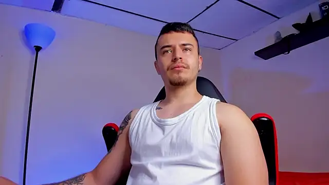 james connor2 online show from 10/05/25, 03:03