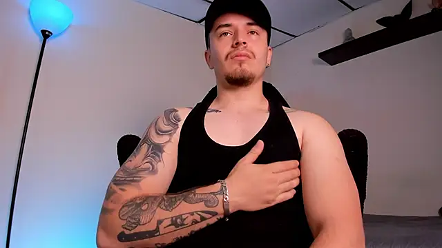 Snapshot of james_connor2 chatting on 01/14/26, 02:31 james connor2 online show from 01/14/26, 02:31