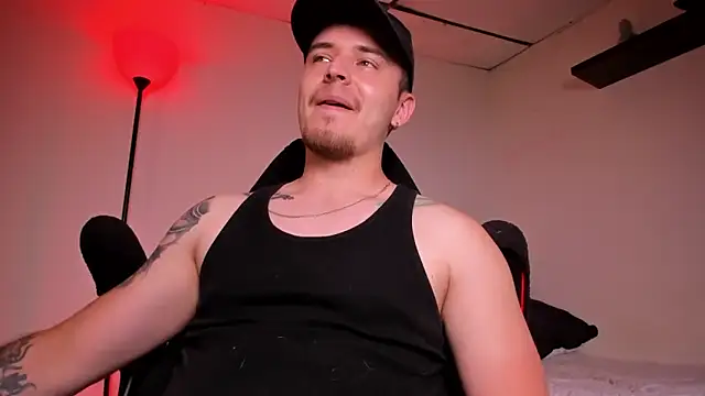 Snapshot of james_connor2 chatting on 02/27/26, 07:35 james connor2 online show from 02/27/26, 07:35