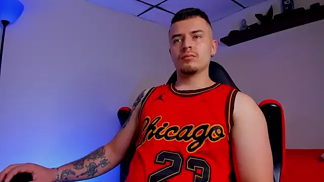 james connor2 online show from 09/18/25, 06:44