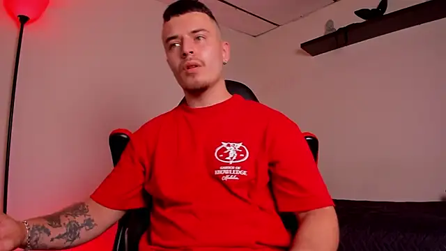 james connor2 online show from 10/23/25, 08:18